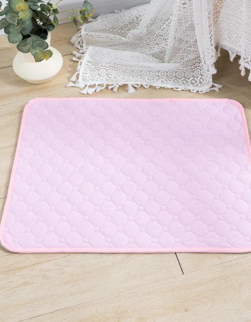 Load image into Gallery viewer, Dog Urine Pads Washable Reusable anti Slip Pet Pee Pad Puppy Training Pad Pet Bed for Car Seat Cover Pet Supplies
