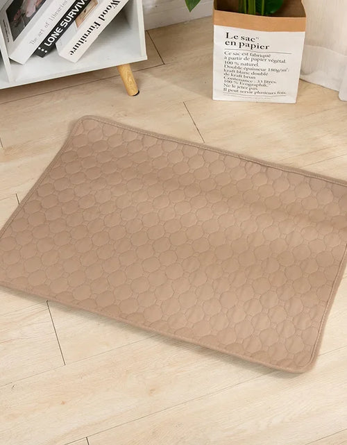Load image into Gallery viewer, Dog Urine Pads Washable Reusable anti Slip Pet Pee Pad Puppy Training Pad Pet Bed for Car Seat Cover Pet Supplies
